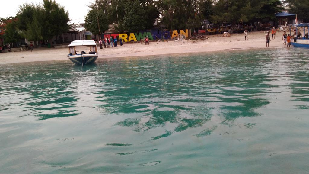 Hotel Lima Bintang Gili Trawangan Exterior foto