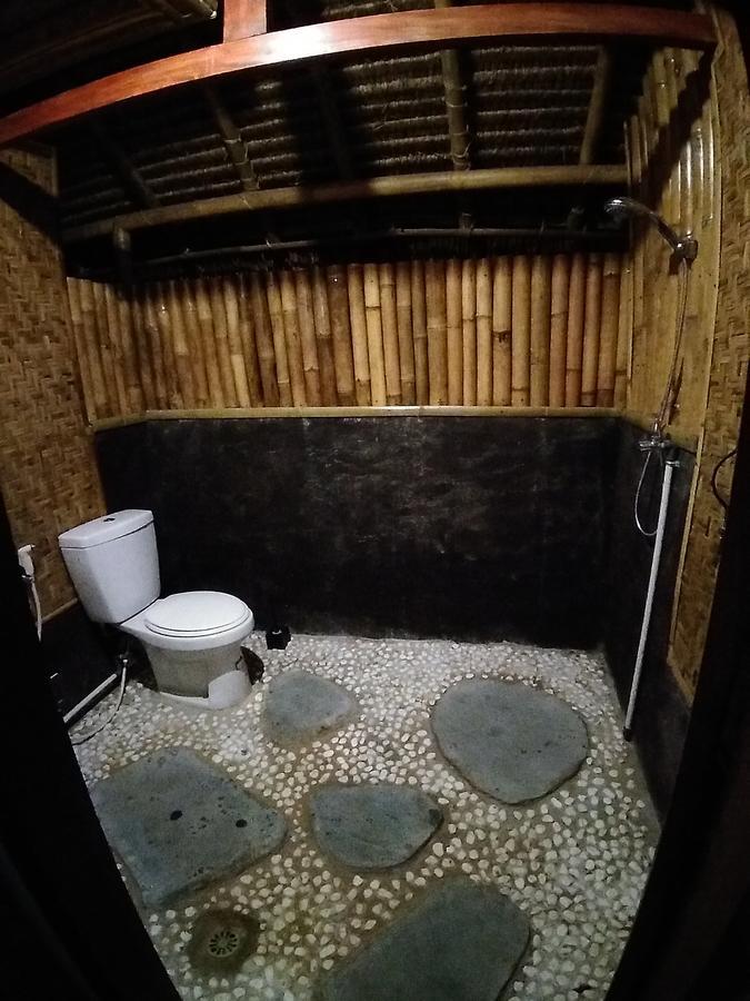 Hotel Lima Bintang Gili Trawangan Exterior foto