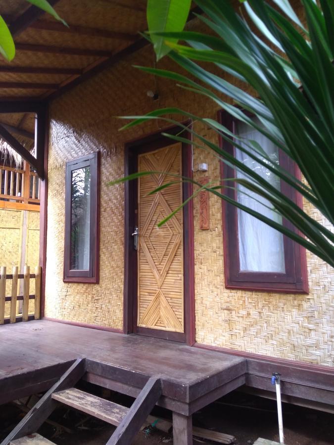 Hotel Lima Bintang Gili Trawangan Exterior foto