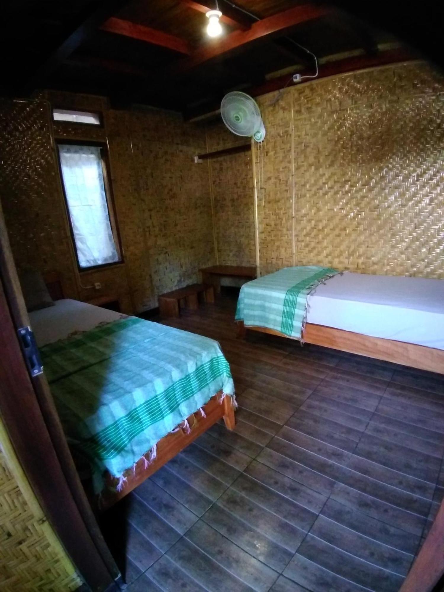 Hotel Lima Bintang Gili Trawangan Exterior foto