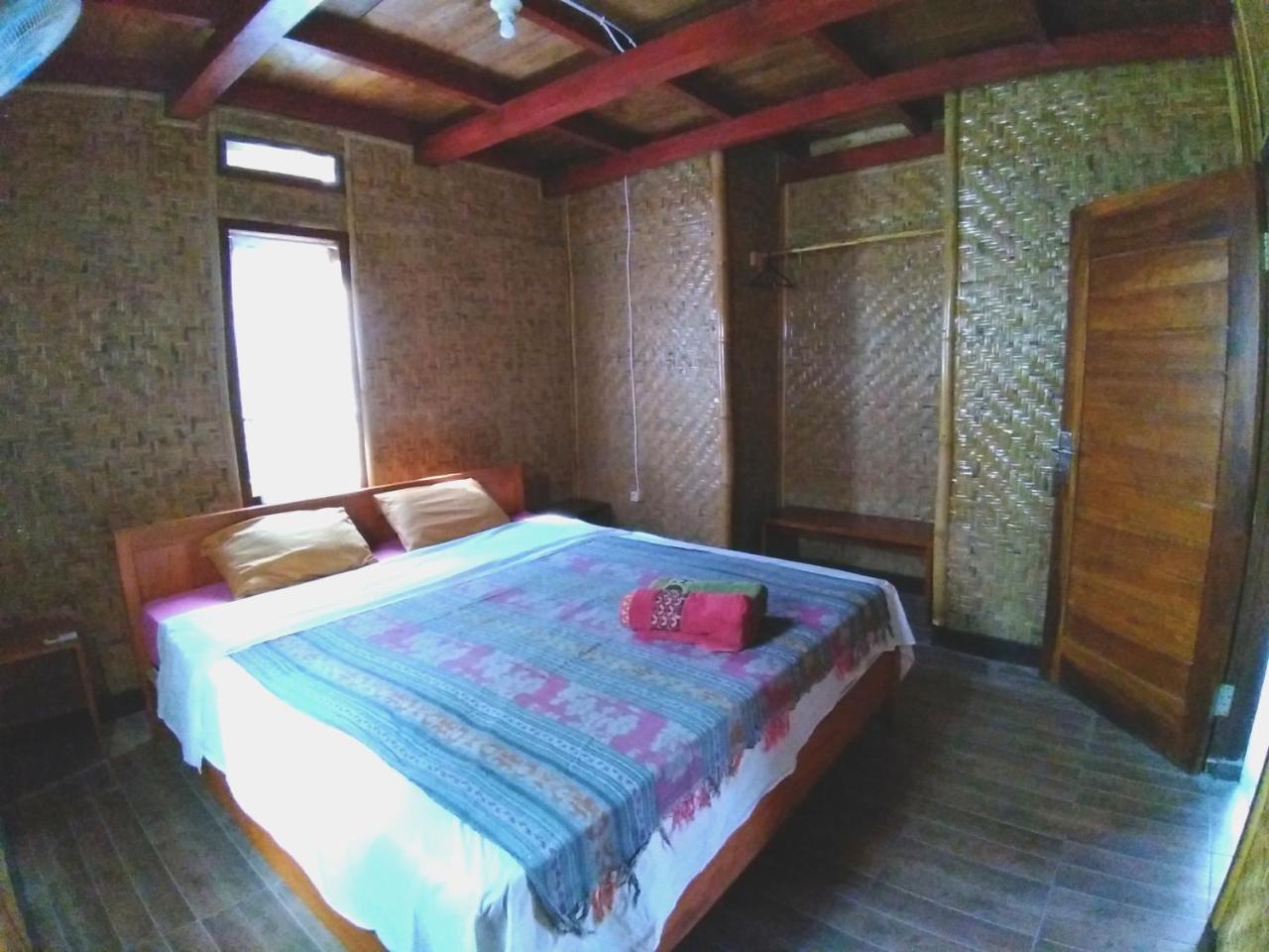 Hotel Lima Bintang Gili Trawangan Exterior foto